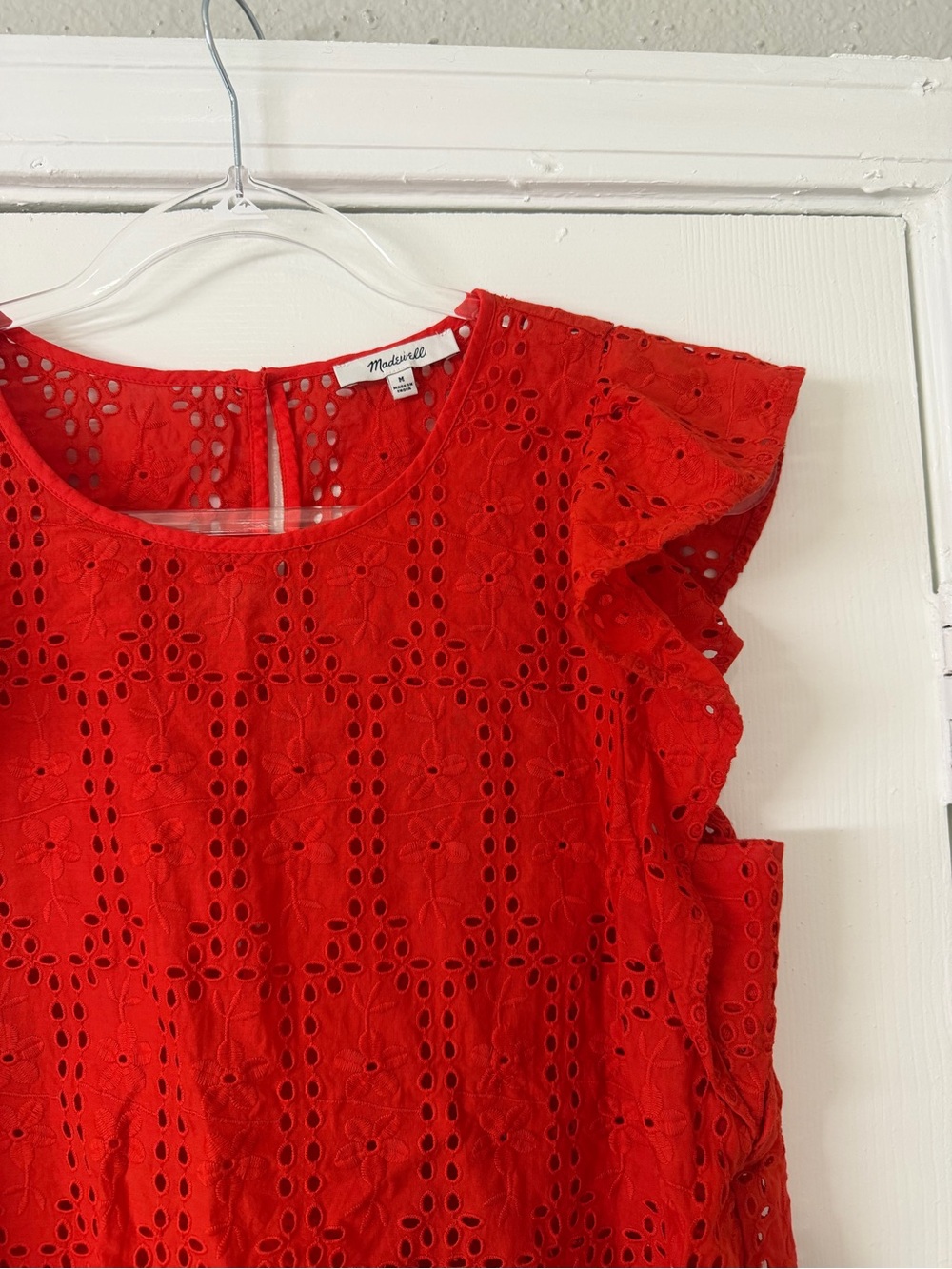 Madewell Red Eyelet Flutter Sleeve Top Size Medium 100% Cotton Boho Cottagecore - Picture 3 of 8